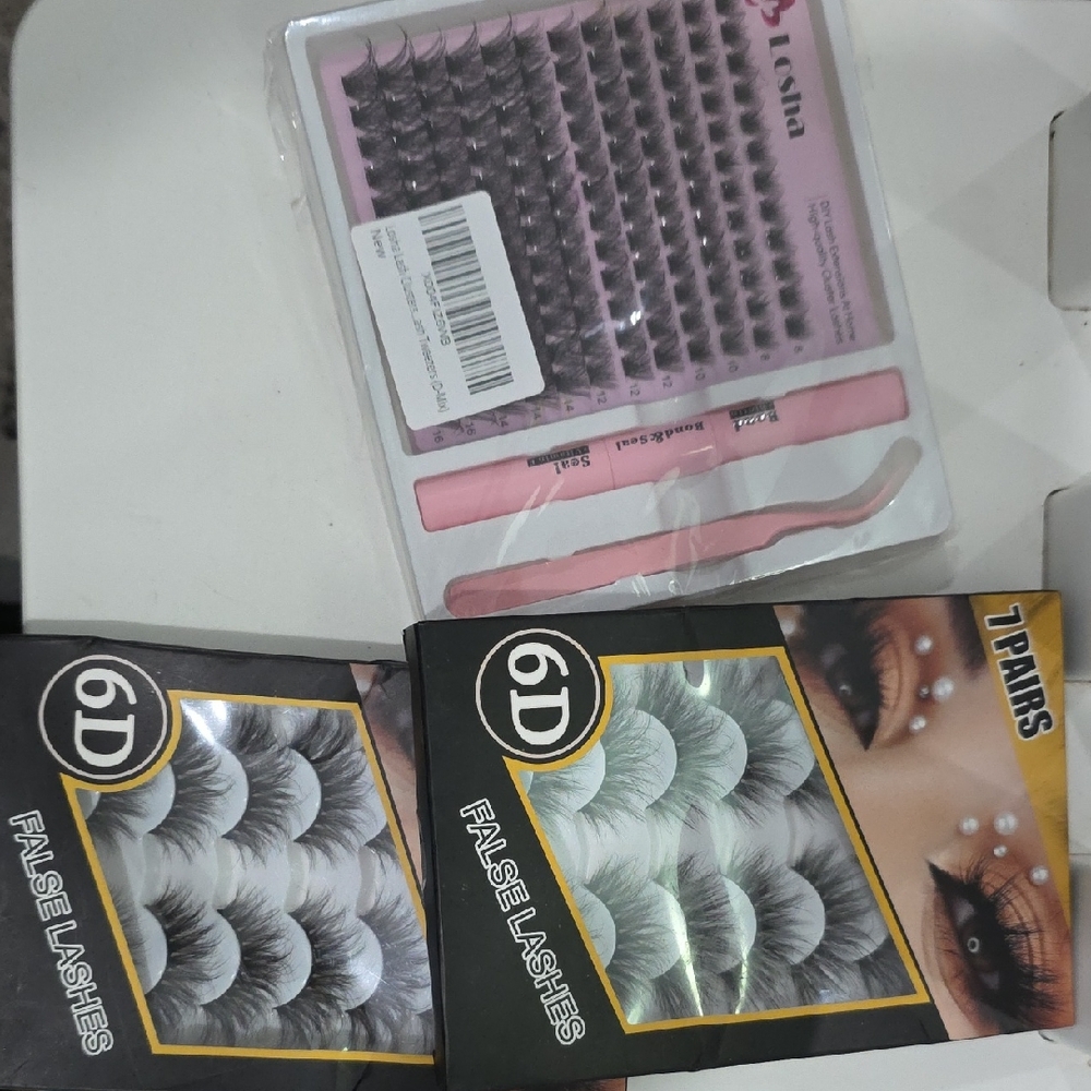 False Eyelashes Set Of 2 And Lash Clusters with Applicator